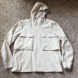 Women’s Lululemon light rain jacket Cream Hooded Jacket